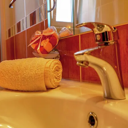 Beautiful Apartment In Dramalj *