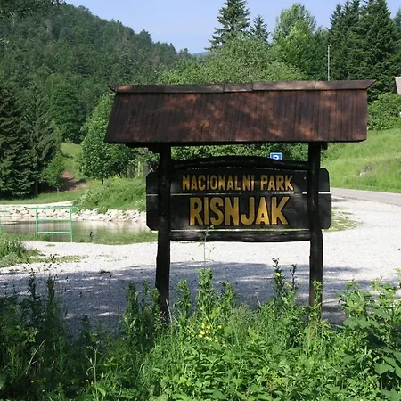 Rustic Cottage With Pool Apartman *