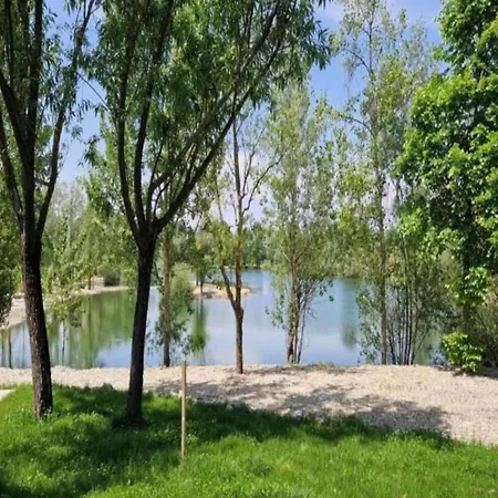 Apartman Rustic Cottage With Pool Dramalj