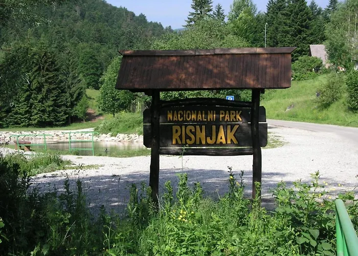 Rustic Cottage With Pool Apartman *