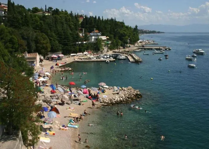 Rustic Cottage With Pool Apartman