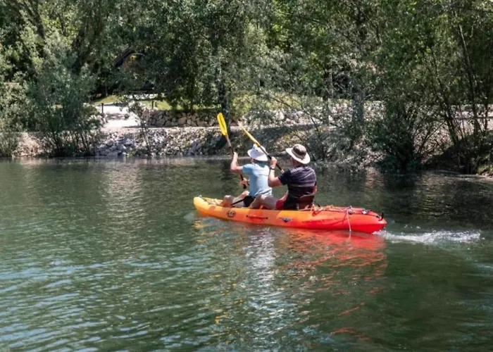 Rustic Cottage With Pool *