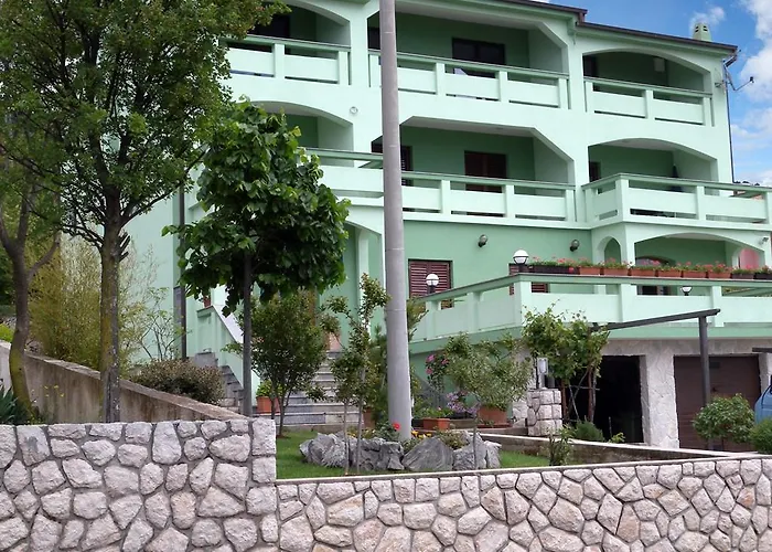 Apartman Rustic Cottage With Pool Dramalj